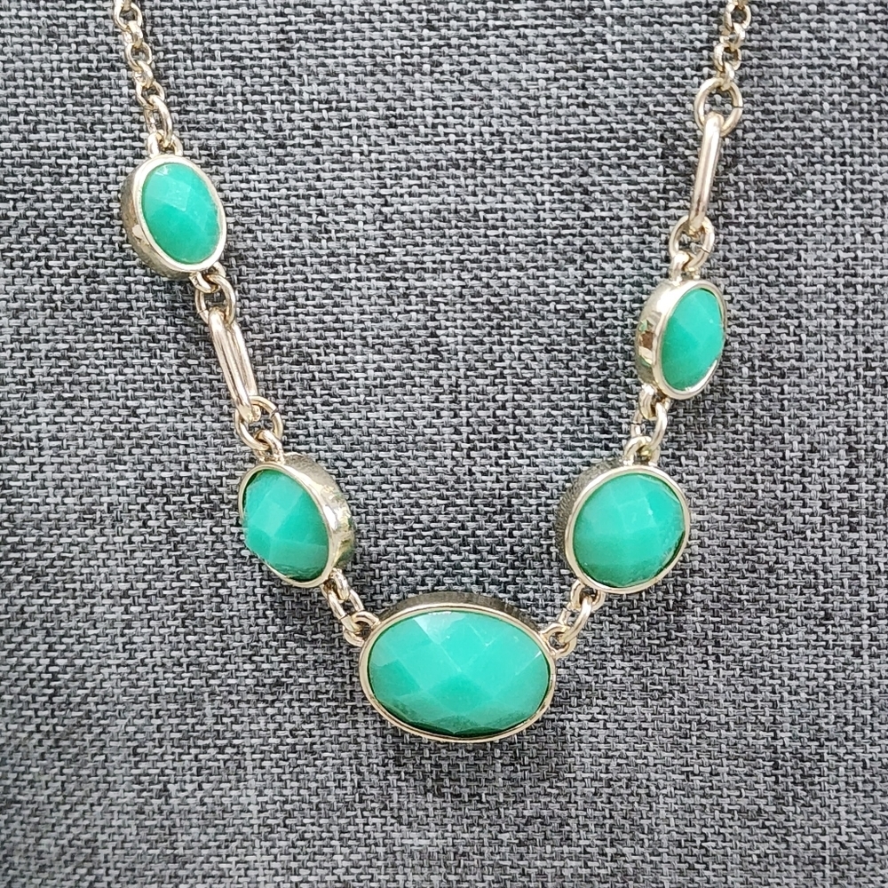Banana Republic necklace and bead stretch bracelet necklace has a15" drop - Picture 5 of 8